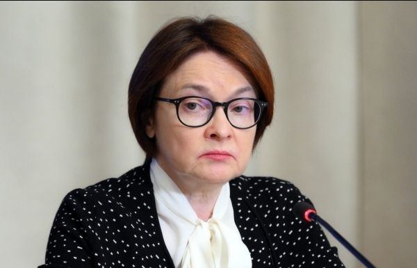 Эльвира Набиуллина видит в кошельках россиян главный мотор экономики: сбережения как последний рубеж