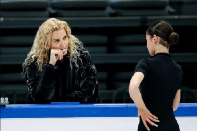 Петросян столкнулась с гневом Тутберидзе: тренер раскритиковала фигуристку прямо на тренировке